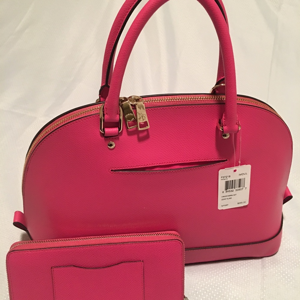 Coach Handbag - Picture 3 of 5